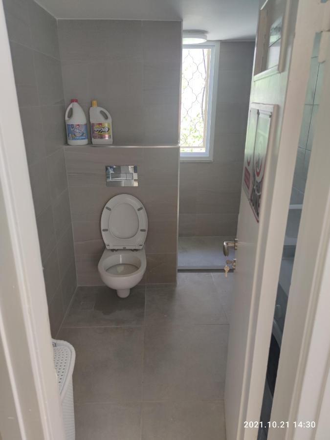 Apartment Comfy - For A Quiet, Family Holiday Without Parties Haifa Exteriör bild
