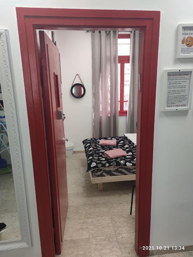 Apartment Comfy - For A Quiet, Family Holiday Without Parties Haifa Exteriör bild
