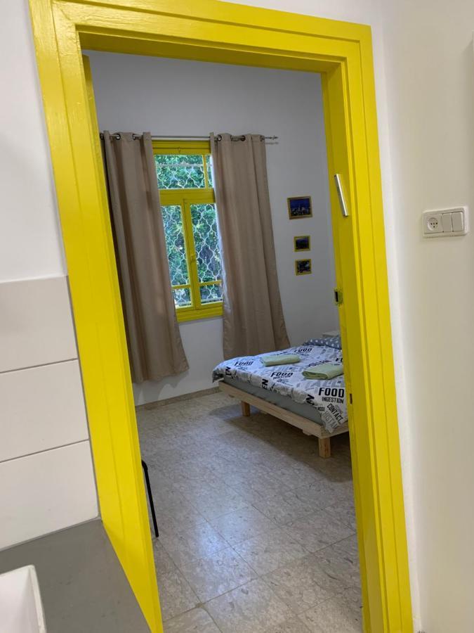 Apartment Comfy - For A Quiet, Family Holiday Without Parties Haifa Exteriör bild