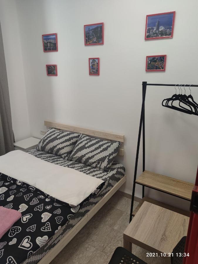 Apartment Comfy - For A Quiet, Family Holiday Without Parties Haifa Exteriör bild