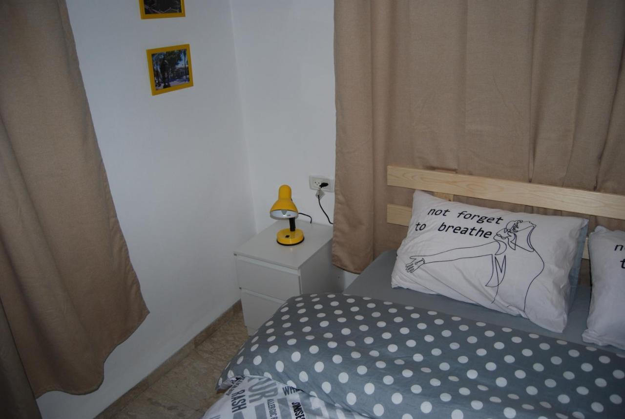 Apartment Comfy - For A Quiet, Family Holiday Without Parties Haifa Exteriör bild