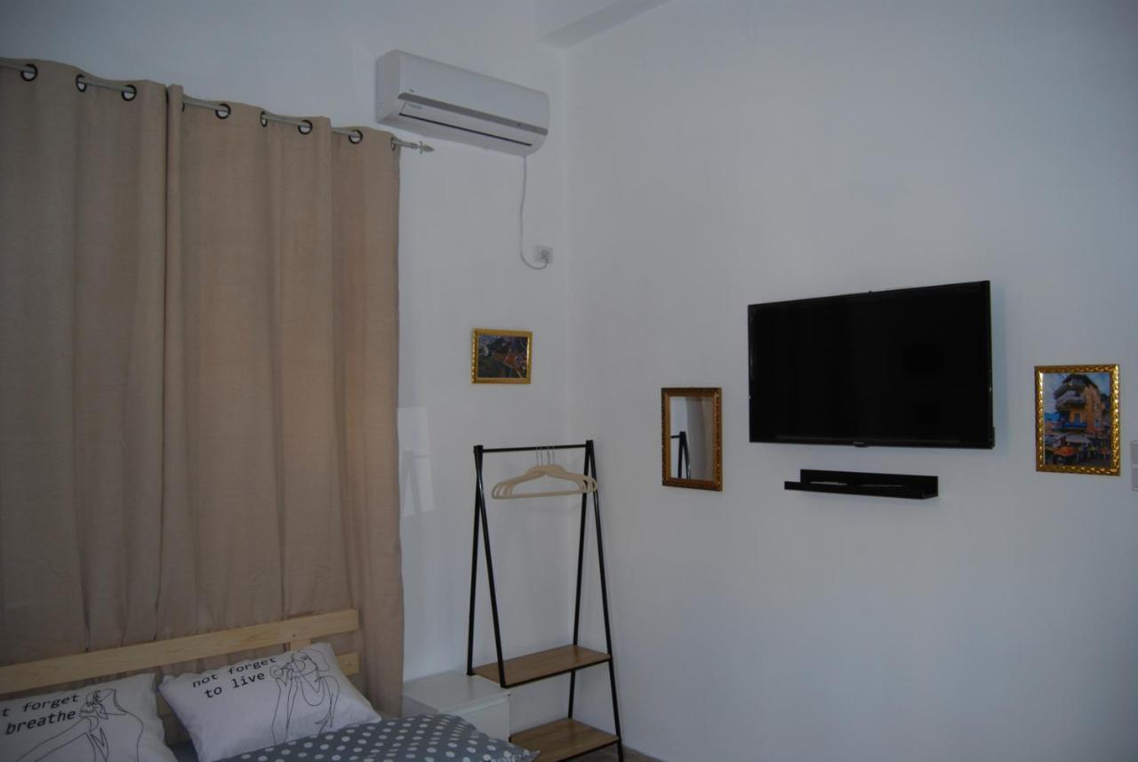 Apartment Comfy - For A Quiet, Family Holiday Without Parties Haifa Exteriör bild