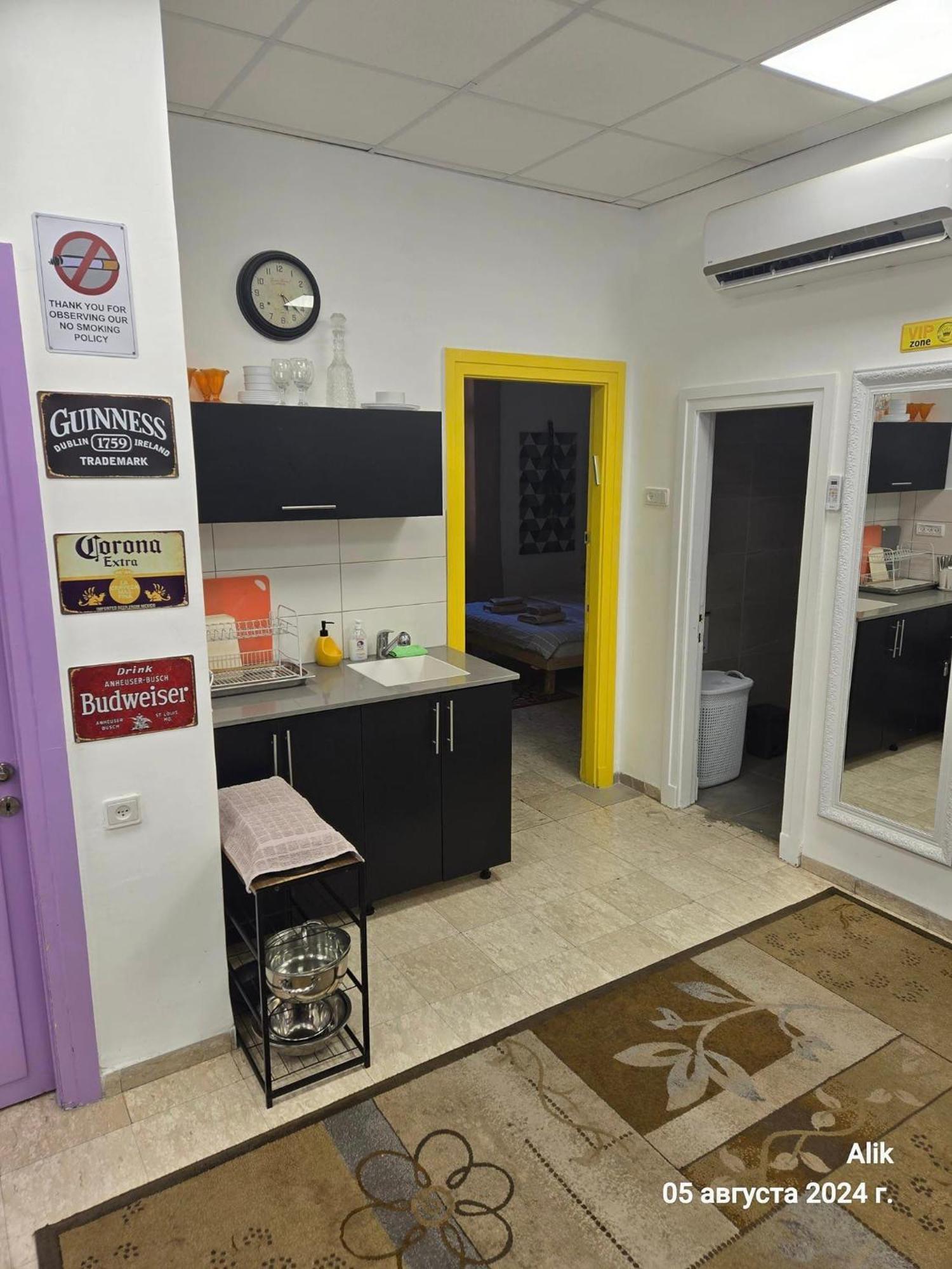 Apartment Comfy - For A Quiet, Family Holiday Without Parties Haifa Exteriör bild